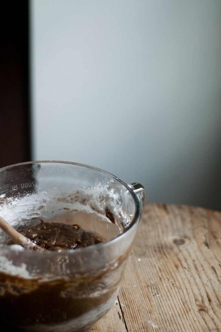 Easy Peanut Butter Fudge Recipe | sophisticatedgourmet.com